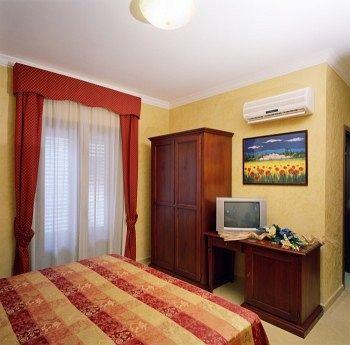 Paradiso Delle Madonie Hotel 4*