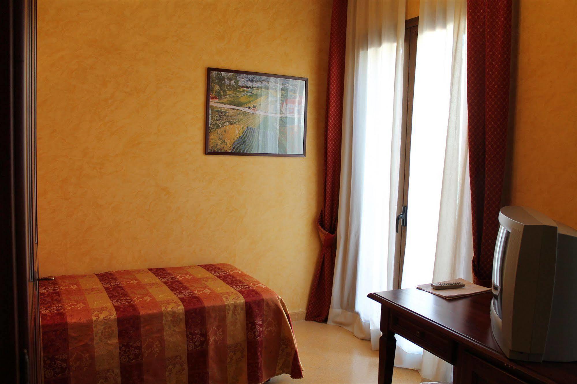 Paradiso Delle Madonie Hotel